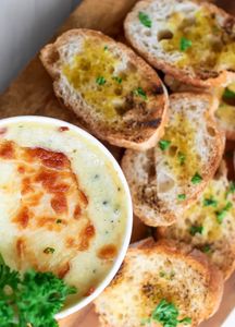 Spinach Dip & French Bread
